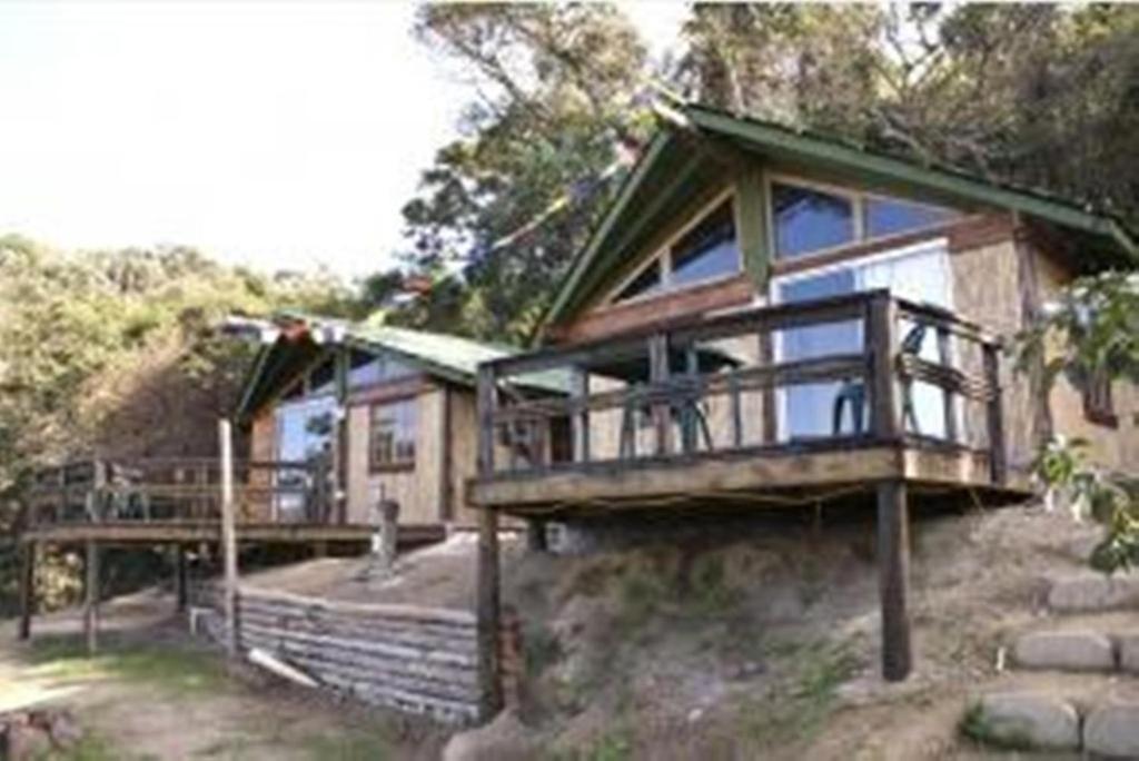 Amapondo Backpacker Lodge Port Saint Johnʼs Rum bild